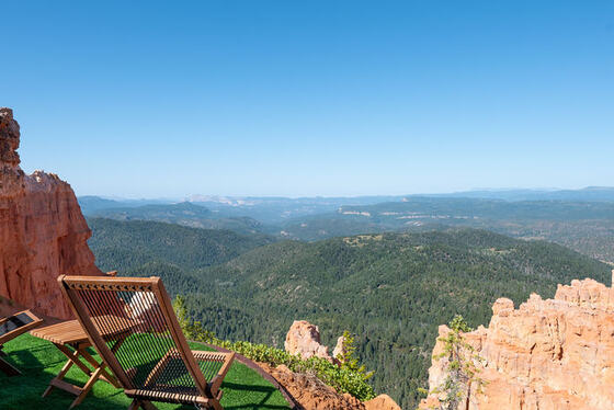 Chairs at the rim