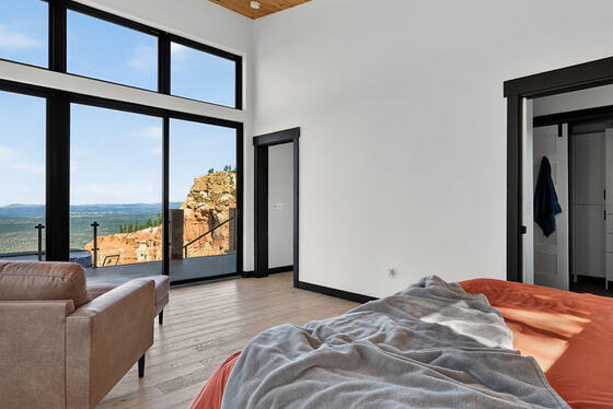 Second bedroom, to the view