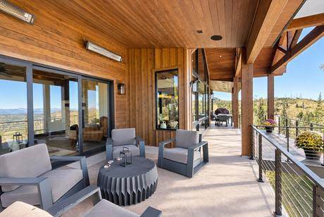 Deck seating above the valley